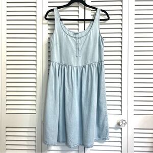 Light Blue Sleeveless Dress